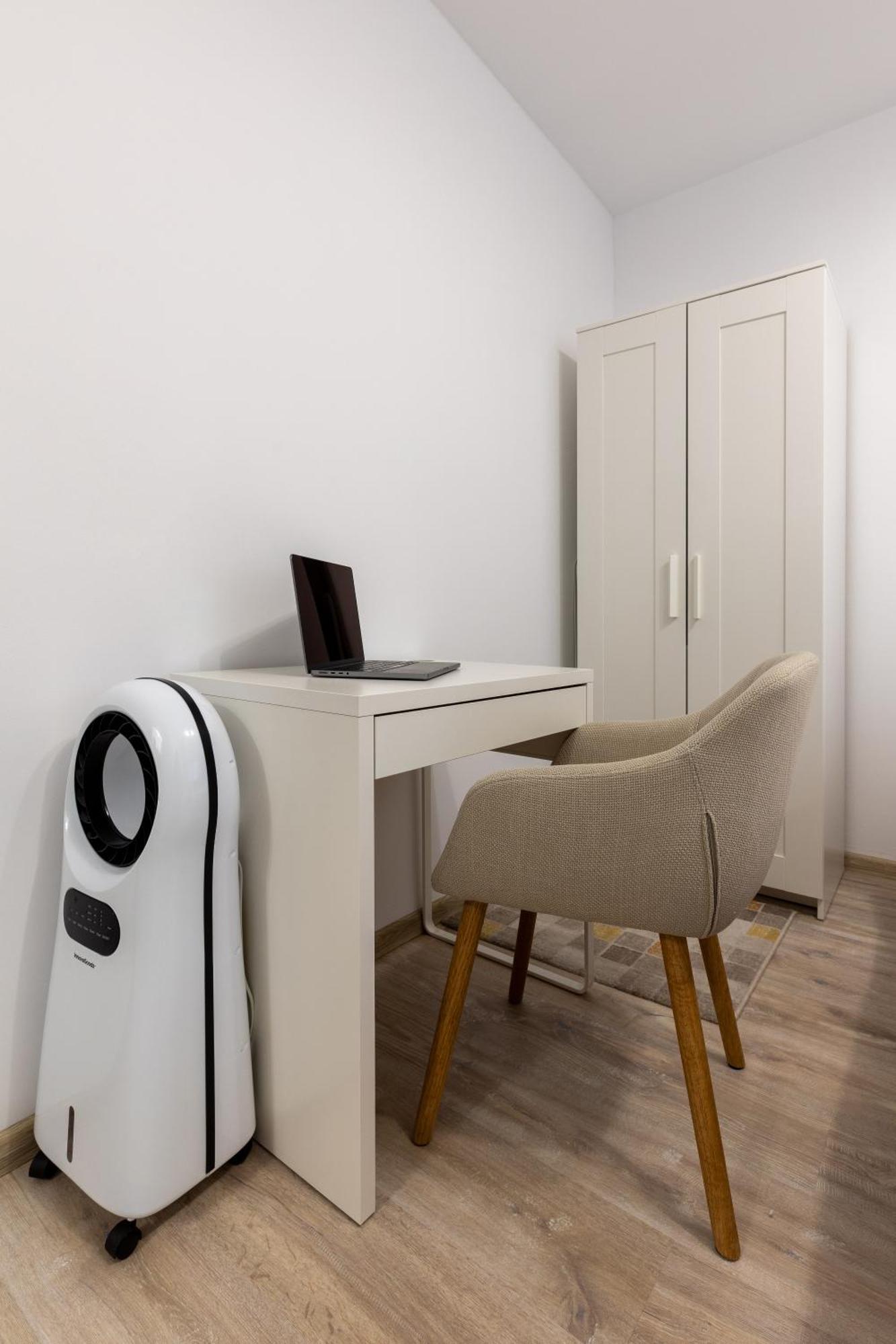 Minerva Studio Craiova 아파트 외부 사진